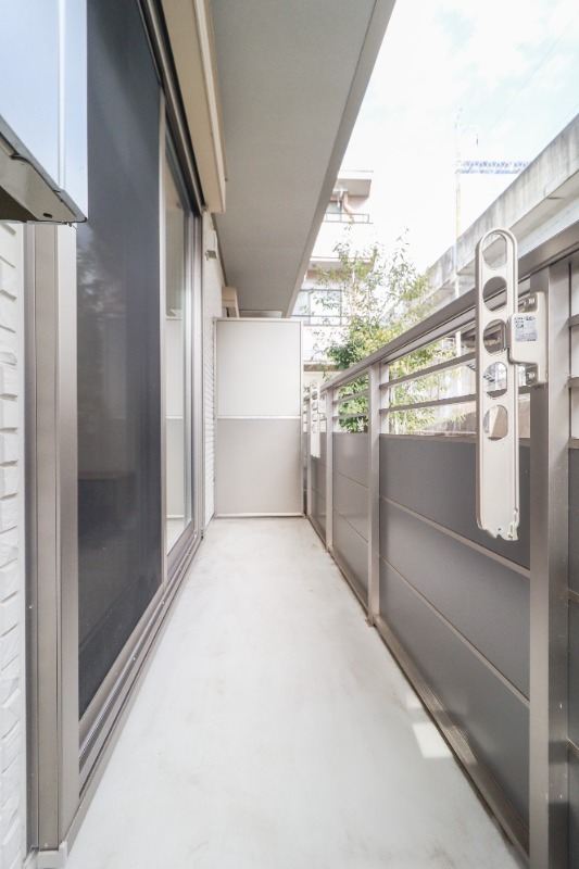 バルコニー　図面と現状に相違がある場合には現状を優先