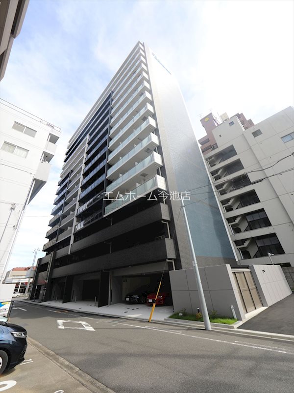 建物外観　外観　オートロック防犯カメラ　TVモニターホン宅配BOX完備