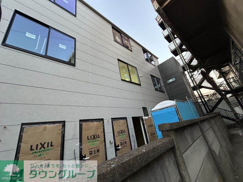 エントランス　外観