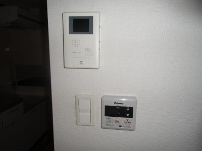 セキュリティ　カメラ付インターホン（イメージ）