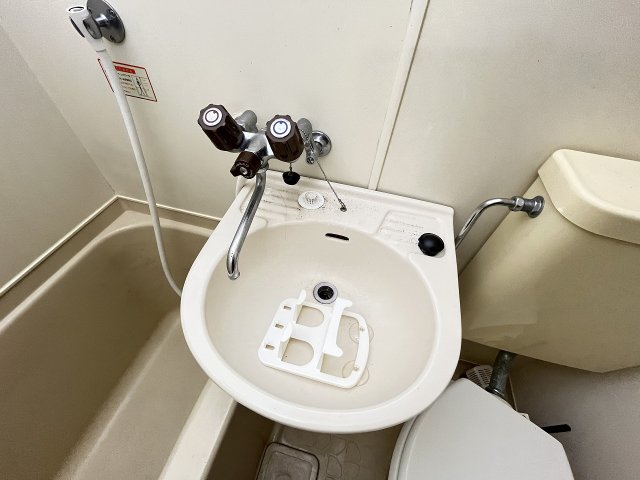 洗面設備　脱衣スペースもあります