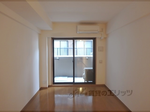 居室・リビング　居室