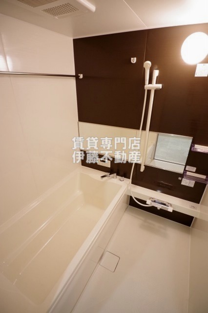 バス・シャワールーム　１坪バス（1616サイズ）