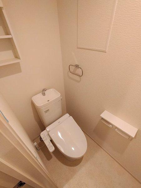 トイレ　ウォシュレット！