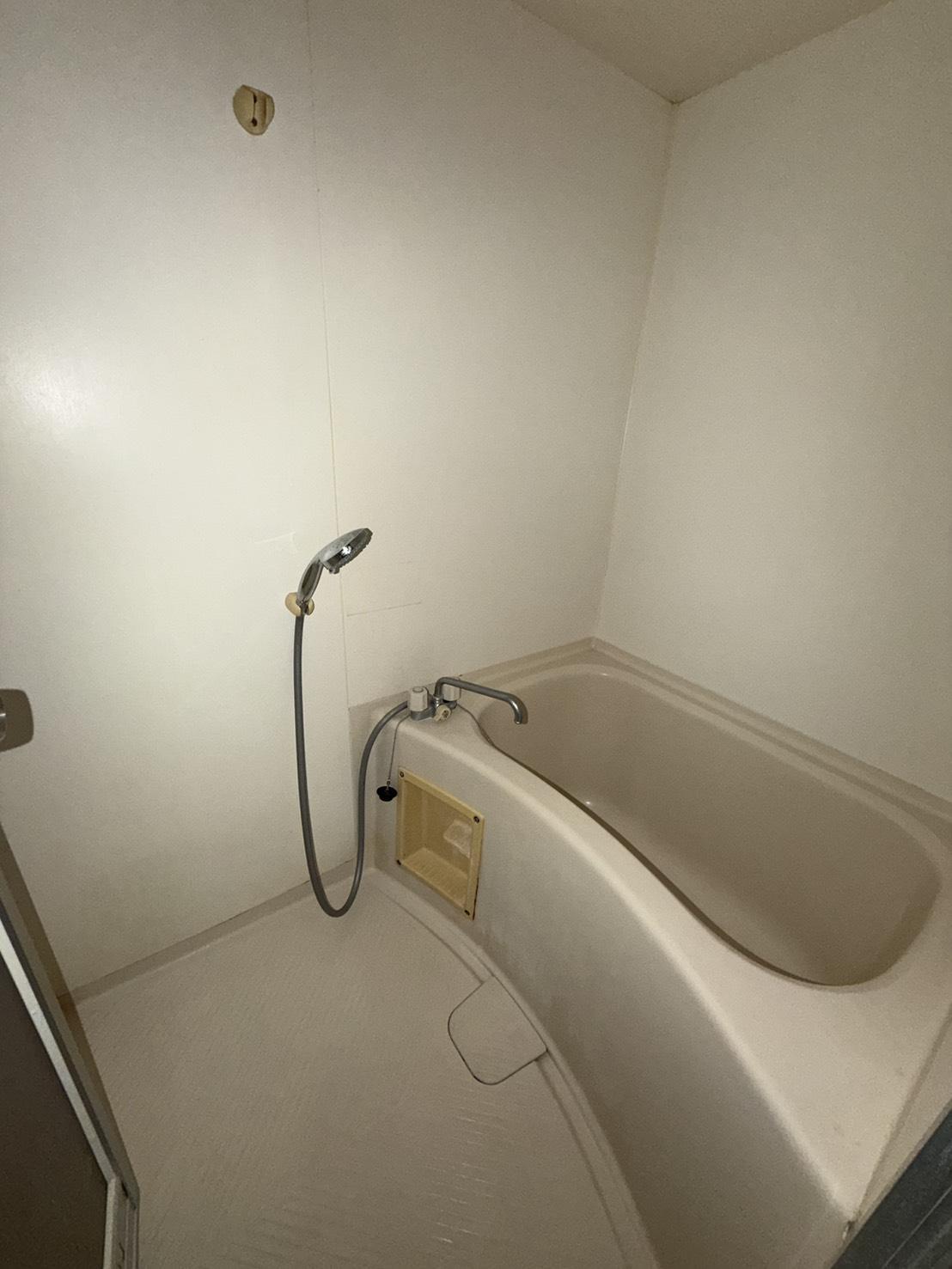 バス・シャワールーム　バスルーム