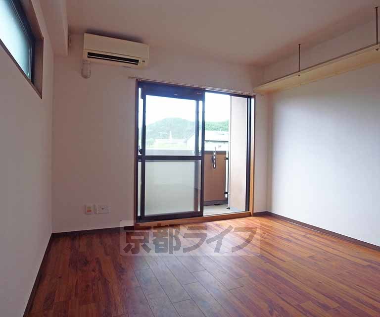 居室・リビング　綺麗なお部屋です。