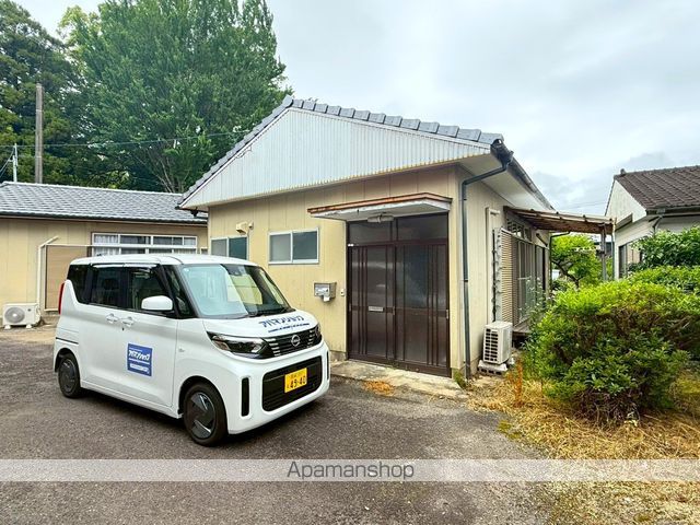 福島貸家の外観写真