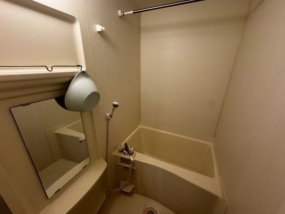 バス・シャワールーム　※別部屋の写真です