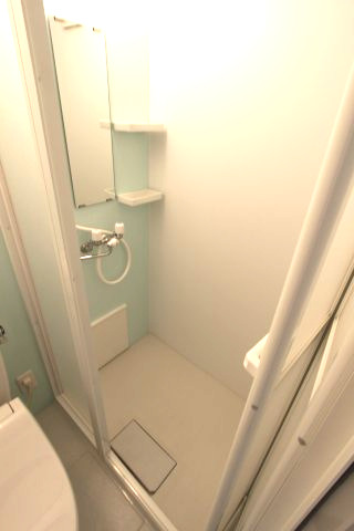 バス・シャワールーム　同タイプ参考写真です。