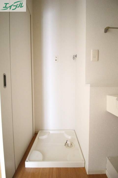 その他部屋・スペース　洗濯機置き場