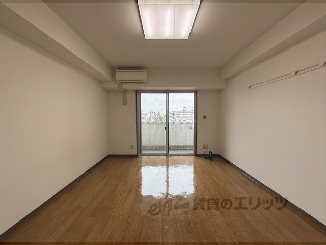 居室・リビング　居室