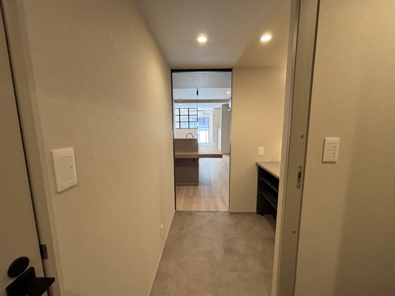 玄関　落ち着いた玄関です