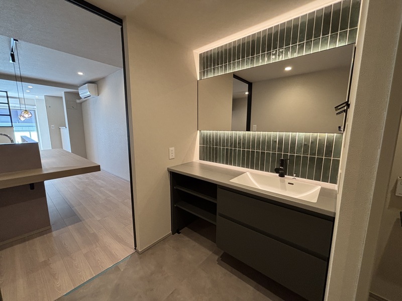 洗面設備　忙しい朝には欠かせない洗面所です