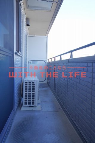 バルコニー　お洗濯にも便利なバルコニー付き