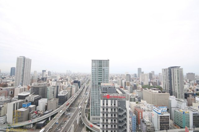 眺望　ブランズタワー御堂筋本町