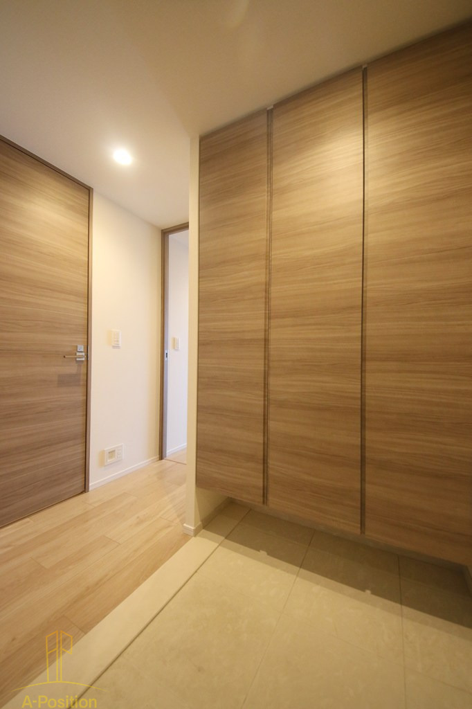 玄関　ブランズタワー御堂筋本町