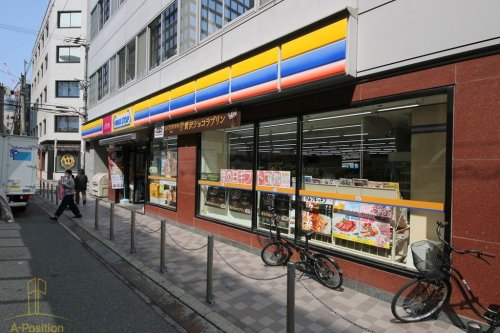 コンビニ　ミニストップ 御堂筋本町店（コンビニ）まで448m