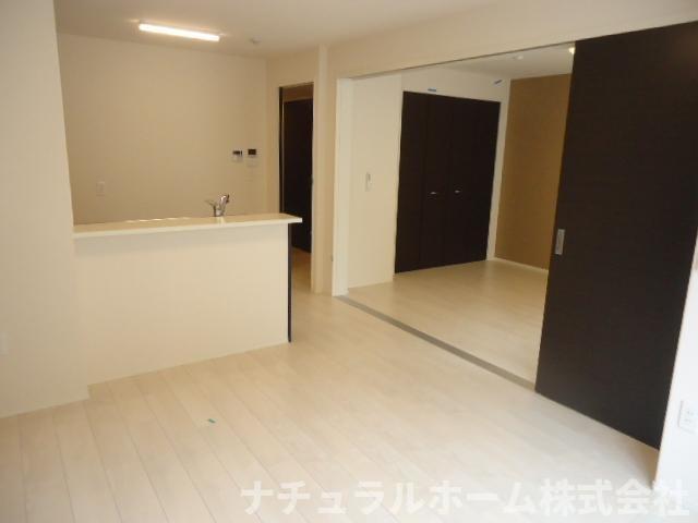 居室・リビング　リビングから南洋室(イメージ)