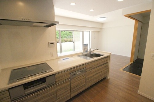 キッチン　システムキッチン（前回入居時）