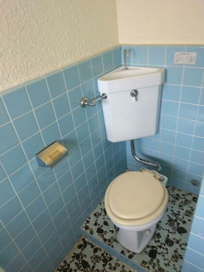 トイレ　画像は同タイプ他部屋です。