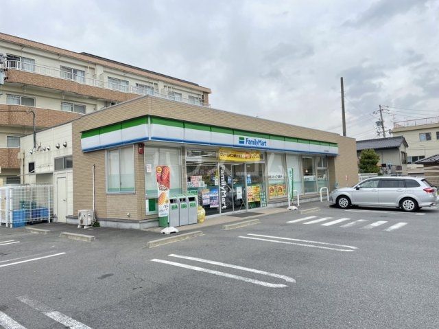 コンビニ　ファミリーマート名古屋港南陽店（コンビニ）まで571m