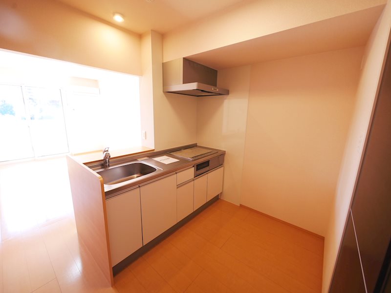 キッチン　ＩＨシステムキッチン