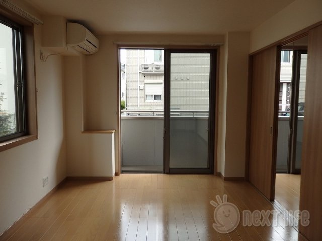 居室・リビング　ブルーレース下鶴間B