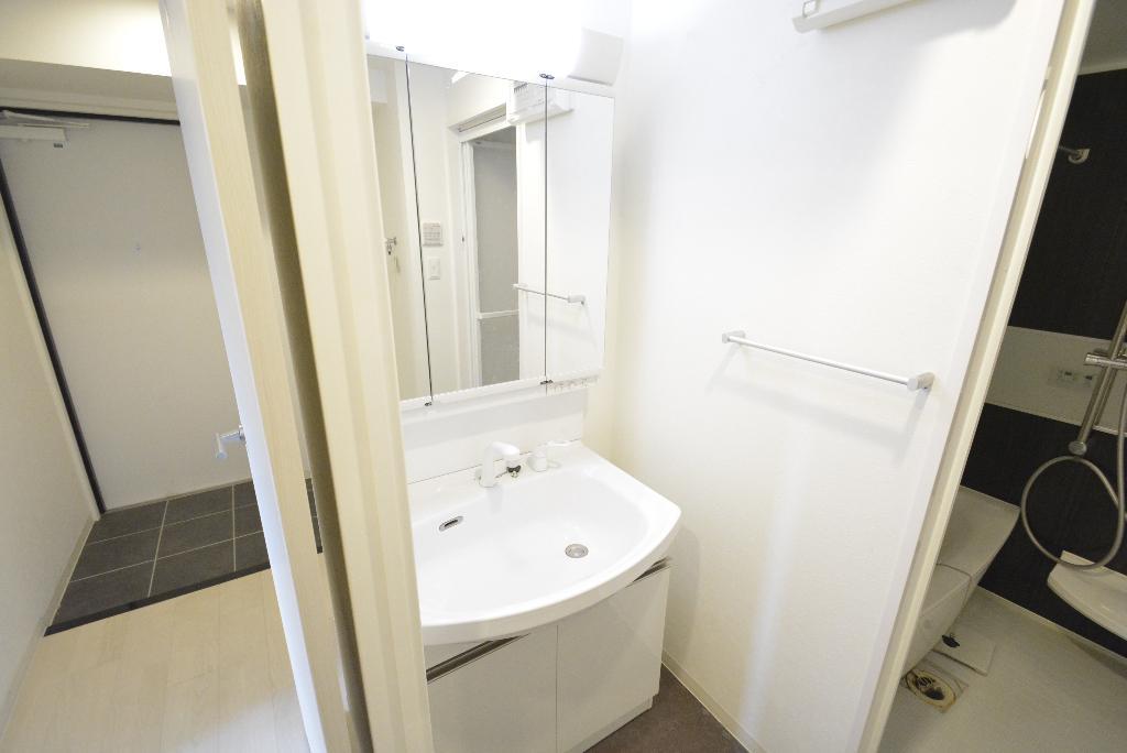 洗面設備　洗髪洗面化粧台