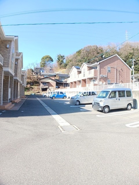 駐車場　☆敷地内に駐車場があります☆