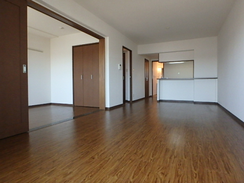 居室・リビング　室内写真は他のお部屋です