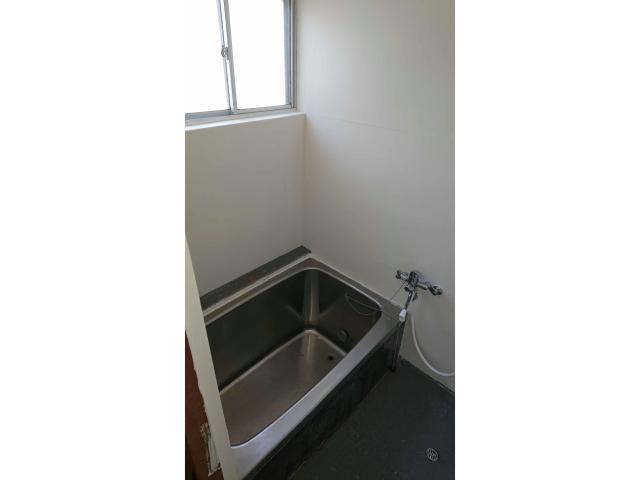 バス・シャワールーム　風呂桶