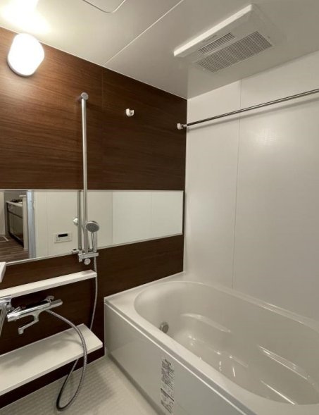 バス・シャワールーム　お風呂で日々の疲れを落としましょう