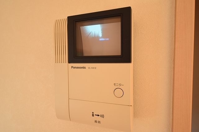 セキュリティ　★安心のモニタ付きドアホンです★