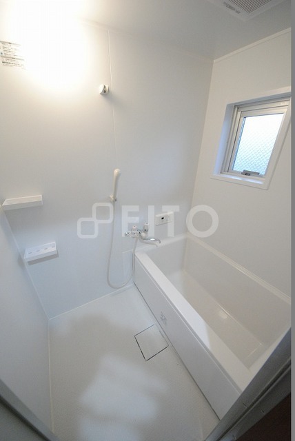 バス・シャワールーム　写真は２１号室