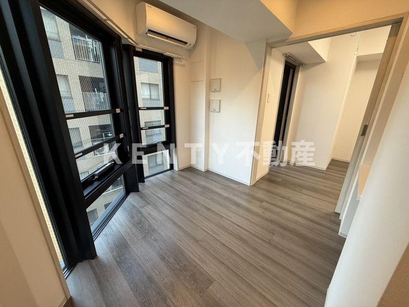 居室・リビング　ゆったり過ごせる居間です