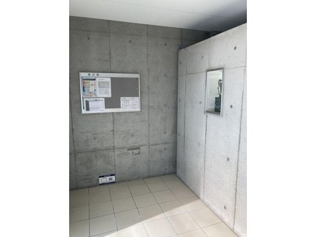 エントランス　エントランス部分