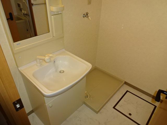 洗面設備　洗髪洗面化粧台