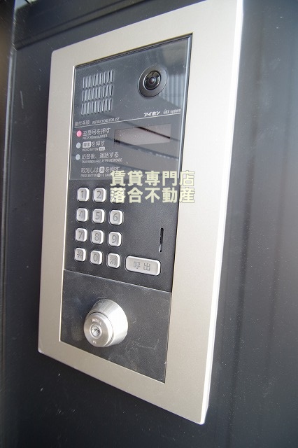 エントランス　オートロック付きで安心♪