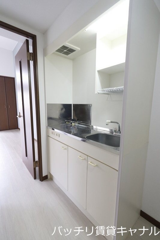 キッチン　同型タイプの為現状優先