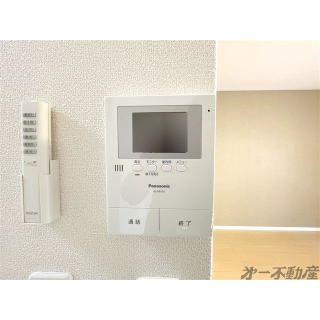 セキュリティ　モニター付インターホン