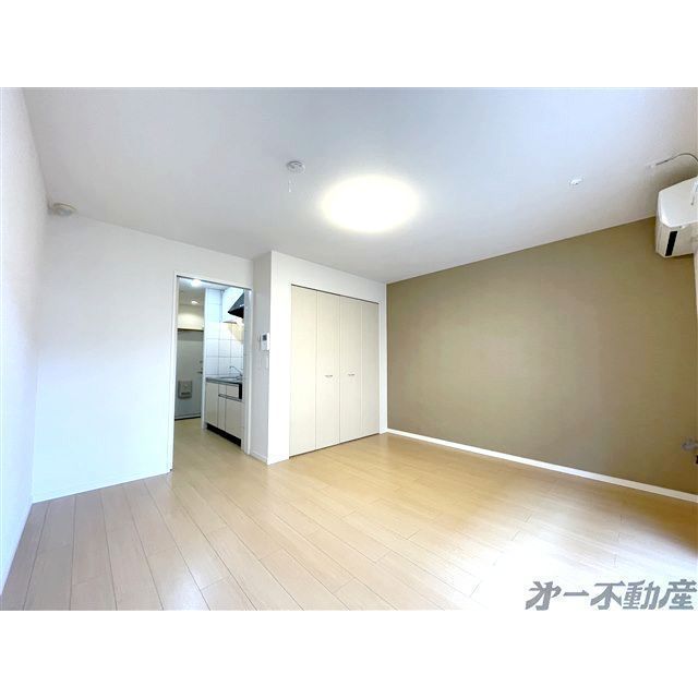 建物外観　洋室