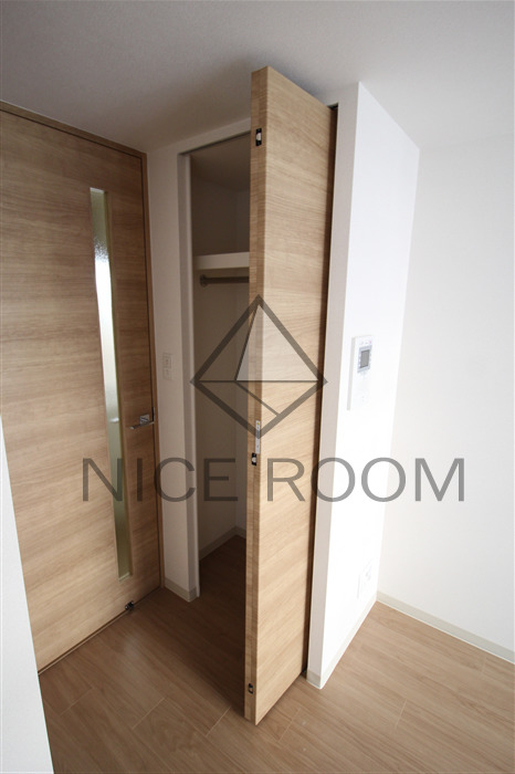 収納　ファステート大阪城東グリッジ　収納