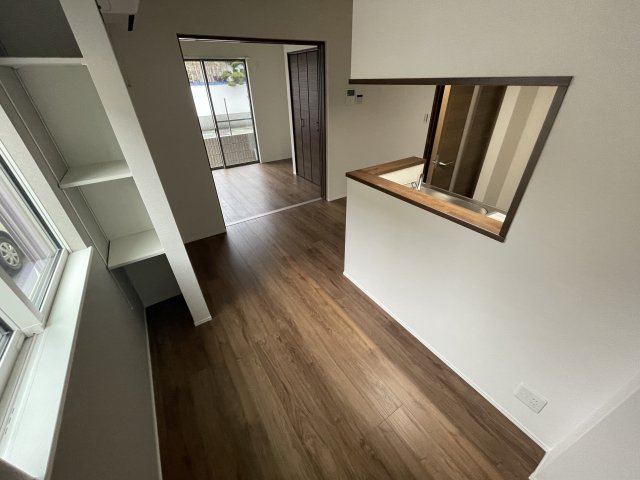 居室・リビング　南向きオール洋室の1LDK☆