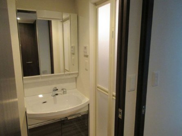 洗面設備　※別室の参考写真の為、現況優先です。