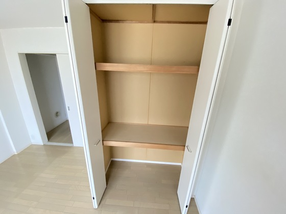 収納　※別部屋の写真です