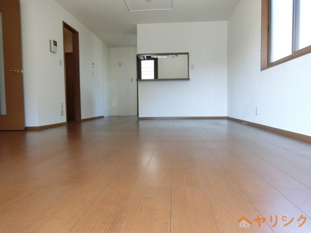 居室・リビング　リビング