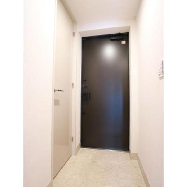 玄関　※写真は同タイプ住戸です。