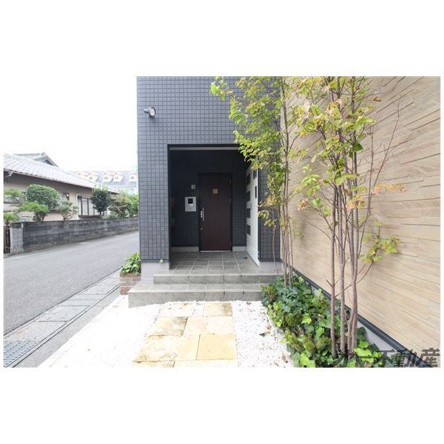 エントランス　エントランス