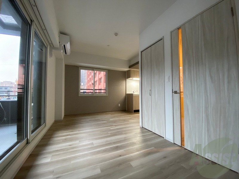 居室・リビング　広くてきれいなリビングです！快適に過ごせそうですね。