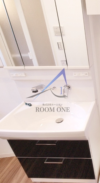 洗面設備　洗面台です。